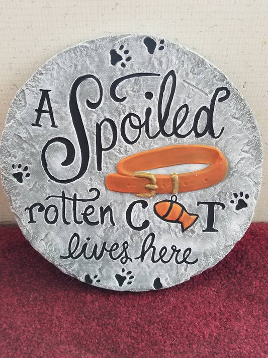Spoiled Rotten Cat lives here